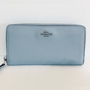 Coach Light Blue Leather Wallet.  Zipper Compartment w/Credit Card Slots.